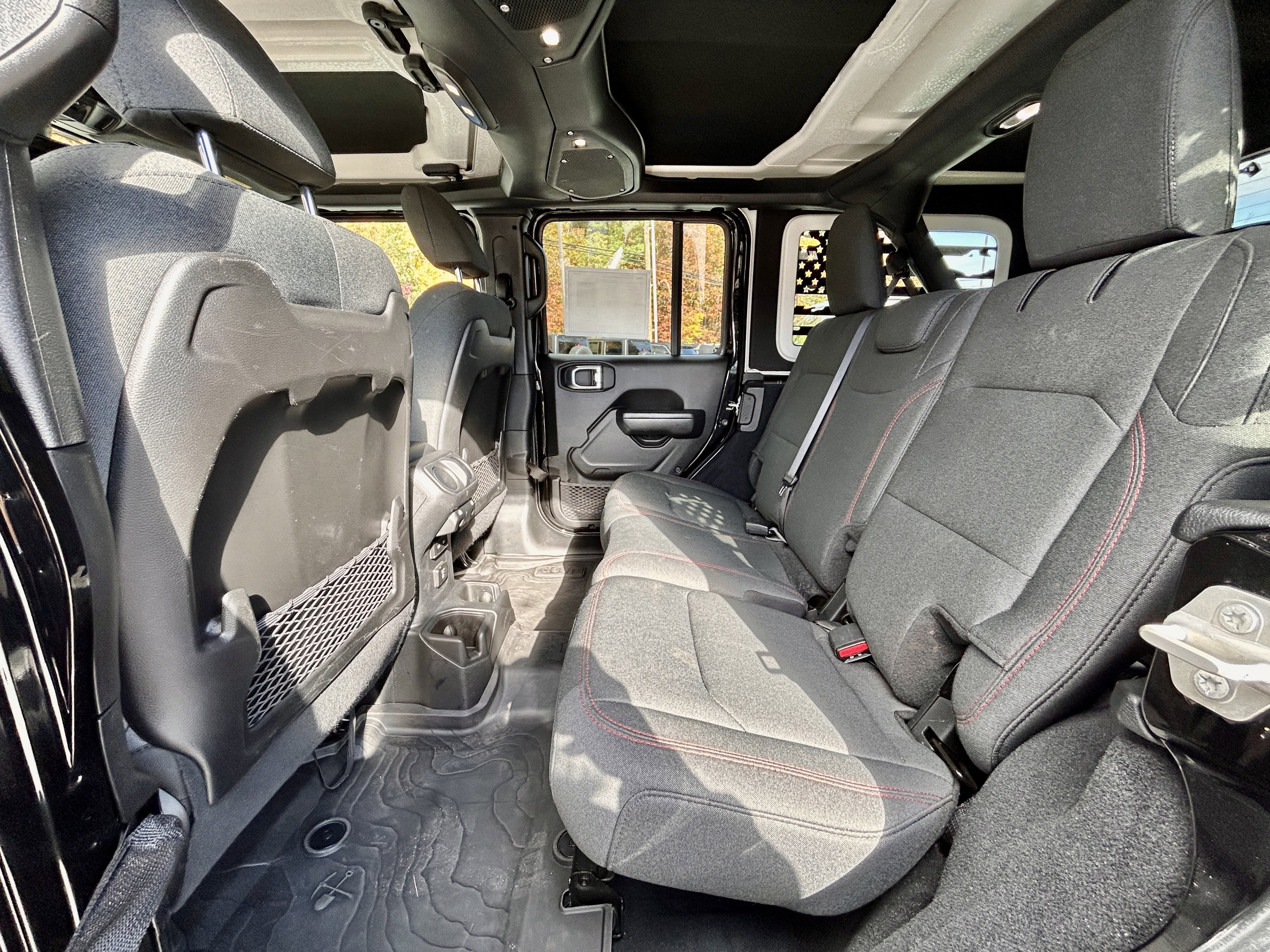 Certified 2024 Jeep Wrangler Unlimited Rubicon w/ XTREMEE 35" Tire Package AWD/4WD image 40