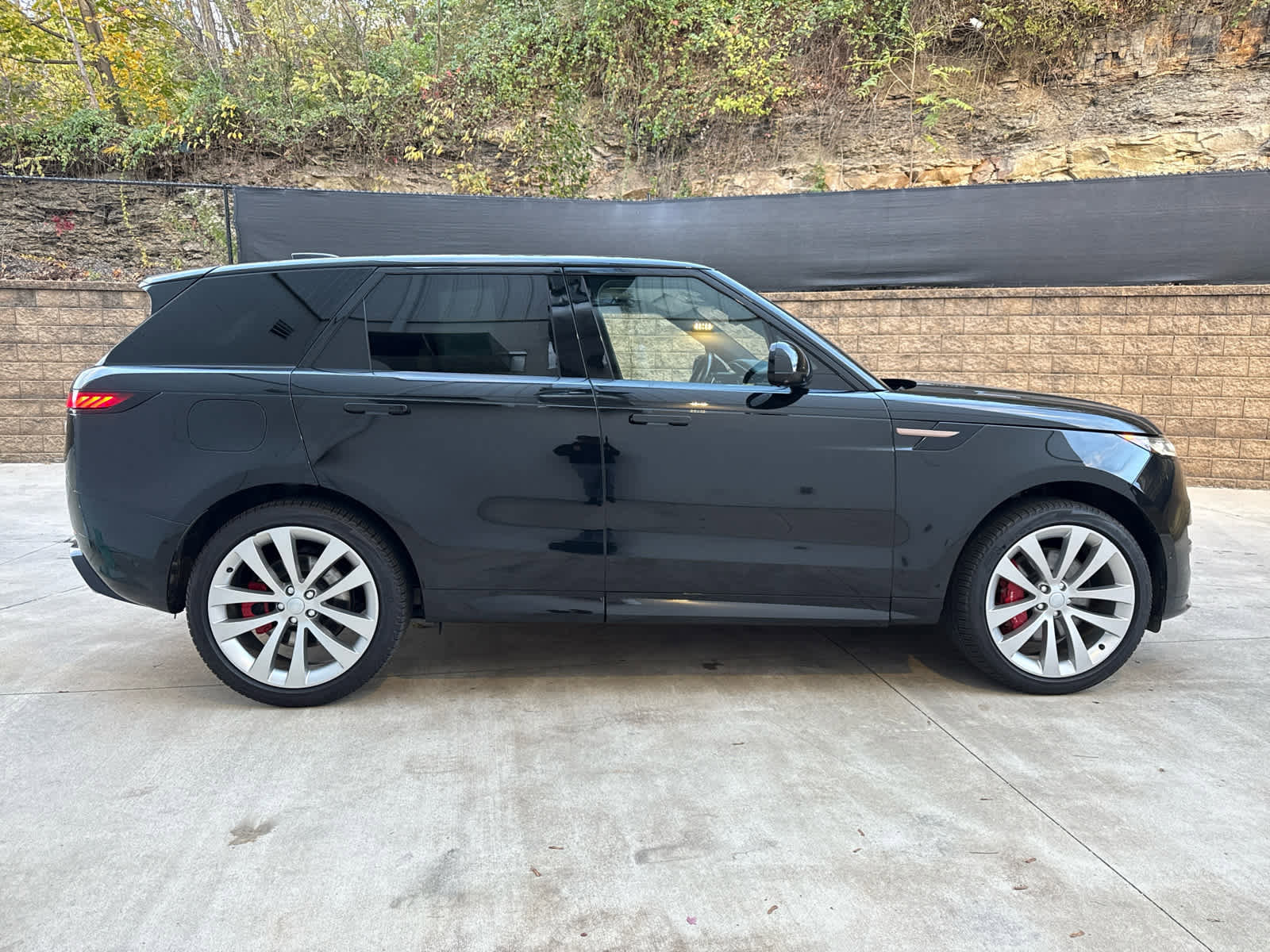 Certified 2023 Land Rover Range Rover Sport First Edition image 7