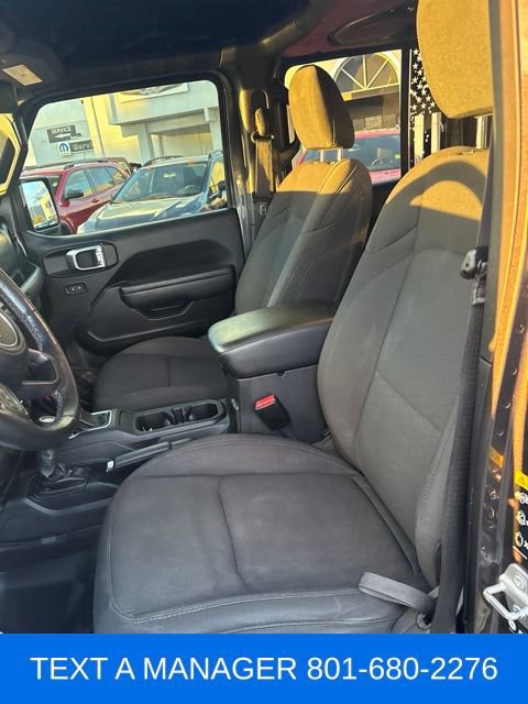 Used 2023 Jeep Gladiator Sport AWD/4WD image 13