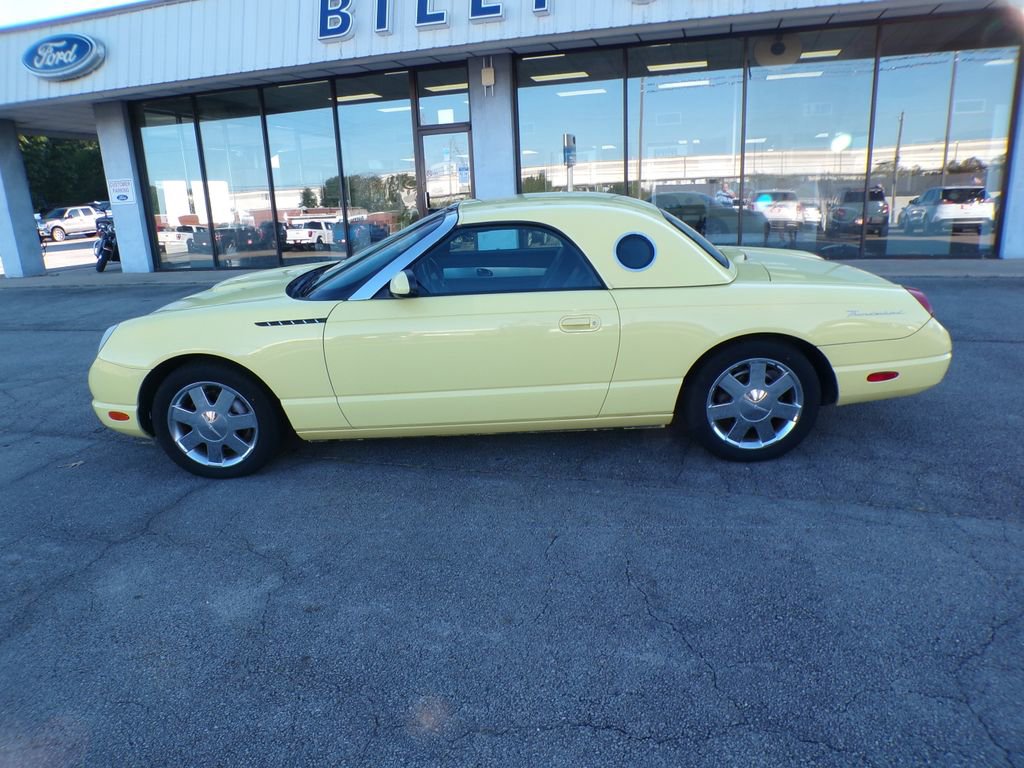 Used 2002 Ford Thunderbird Base image 4