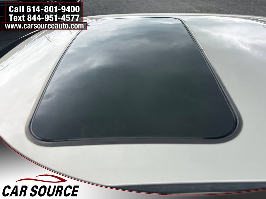 Used 2016 Toyota Camry LE FWD image 5