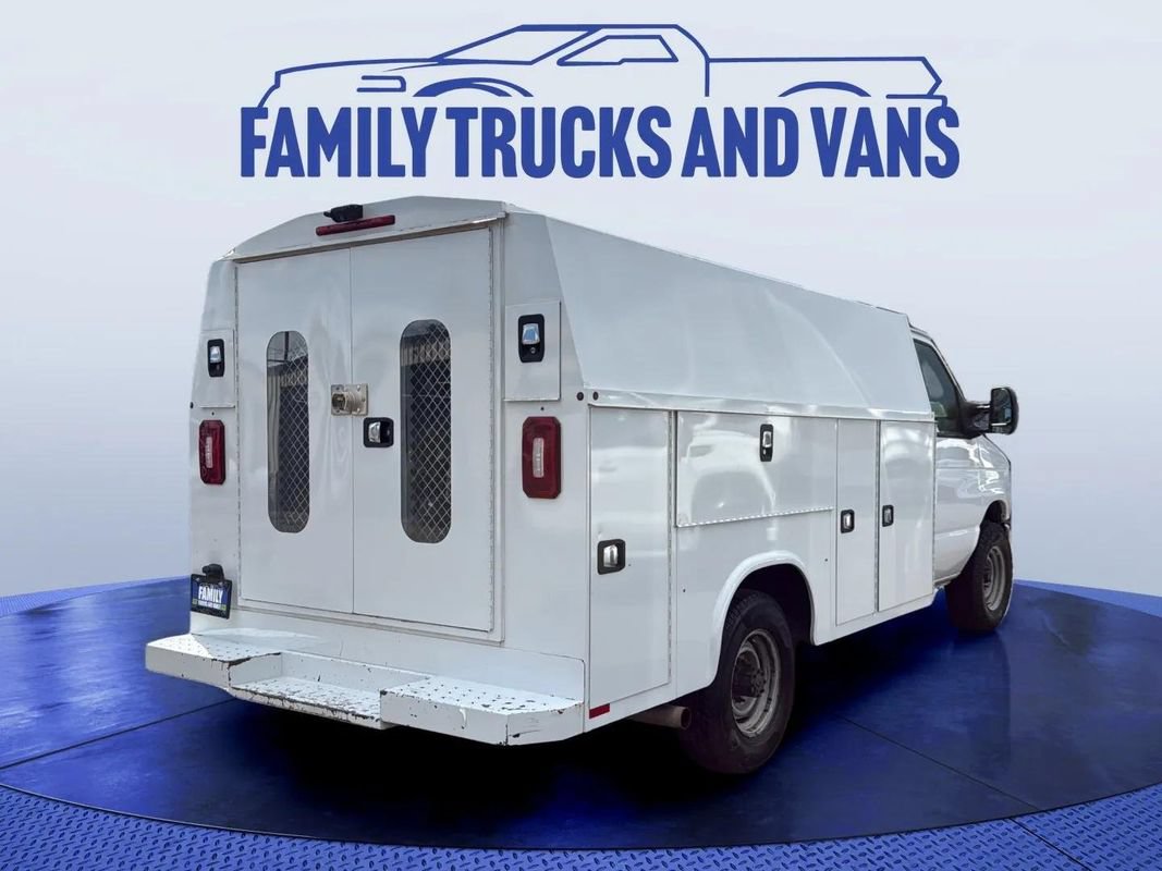 Used 2019 Ford E-350 and Econoline 350 Super Duty w/ Power Windows & Locks Group RWD image 6