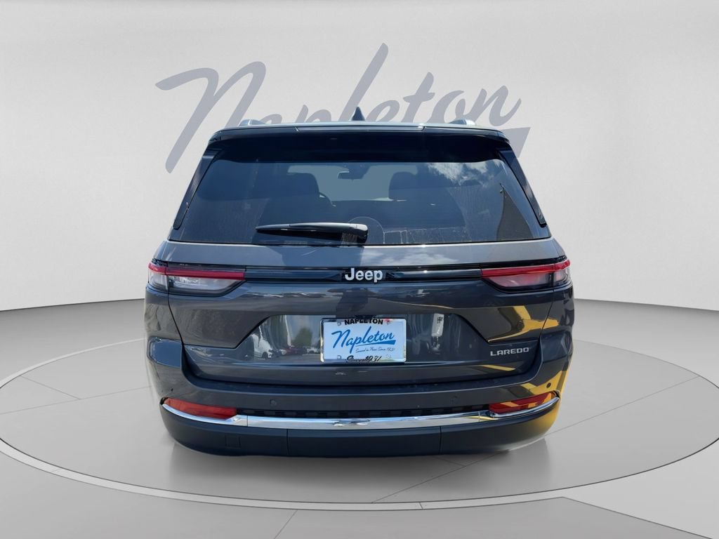 New 2026 Jeep Grand Cherokee Laredo X RWD image 9
