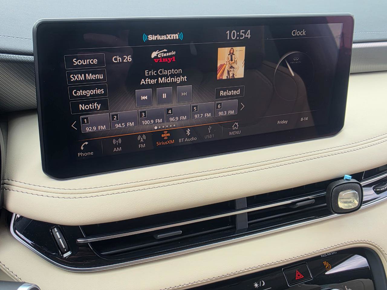 Used 2023 INFINITI QX60 Luxe AWD/4WD image 11