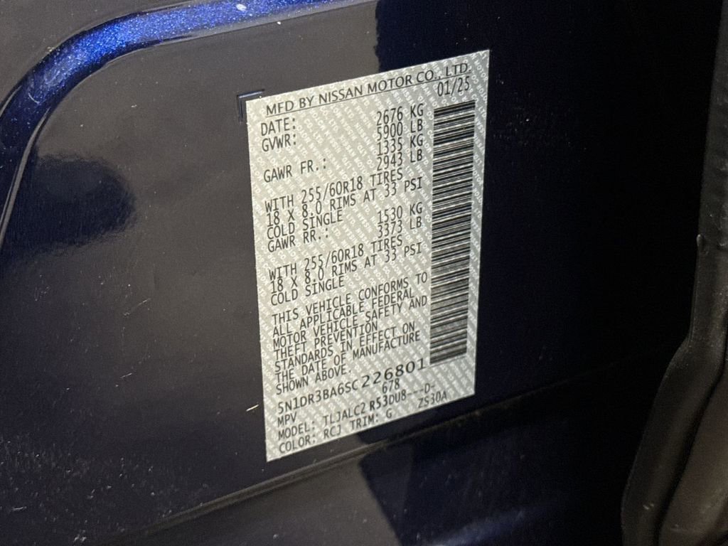 Used 2025 Nissan Pathfinder SV FWD image 28
