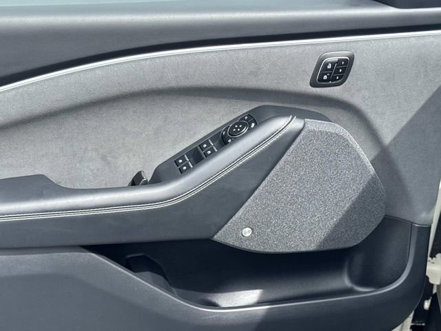 Certified 2025 Ford Mustang Mach-E GT image 22