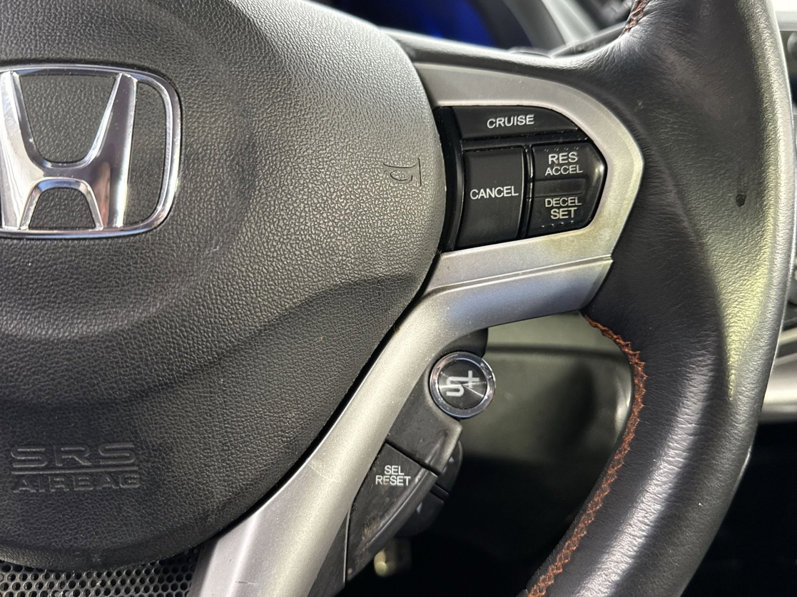 Used 2016 Honda CR-Z EX image 36