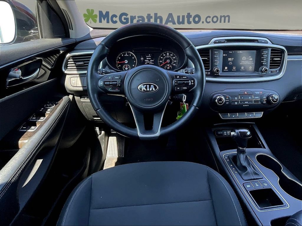 Used 2017 Kia Sorento AWD w/ LX Convenience Package image 10