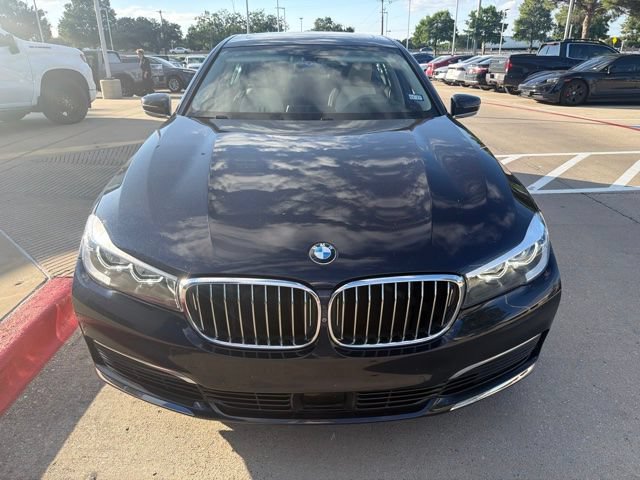 Used 2019 BMW 740i RWD image 2