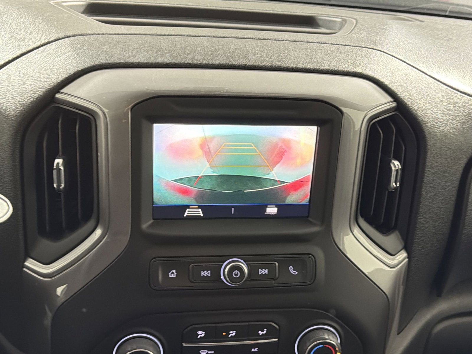 Used 2022 Chevrolet Silverado 1500 Custom image 19