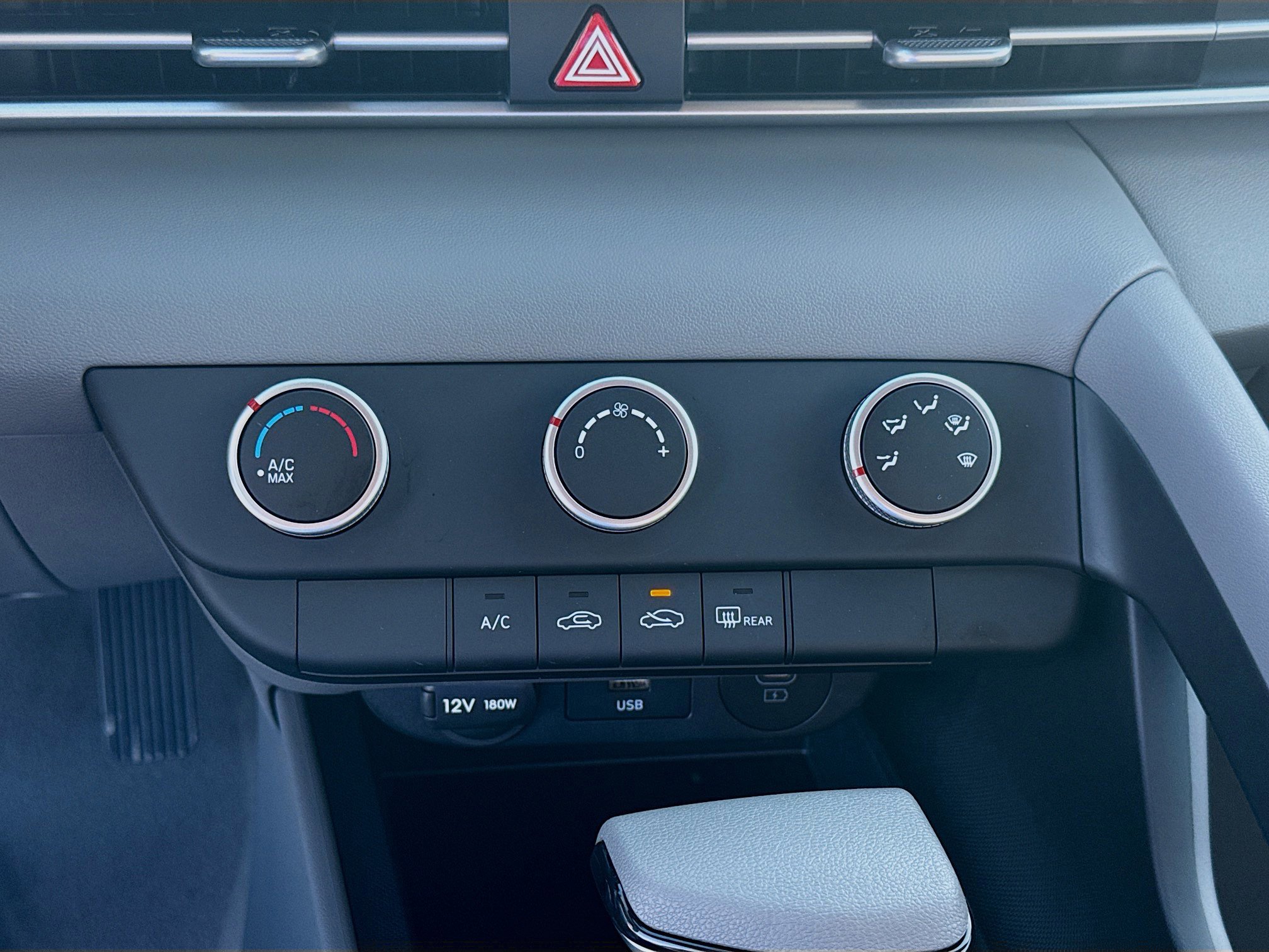 New 2026 Hyundai Elantra SE image 12