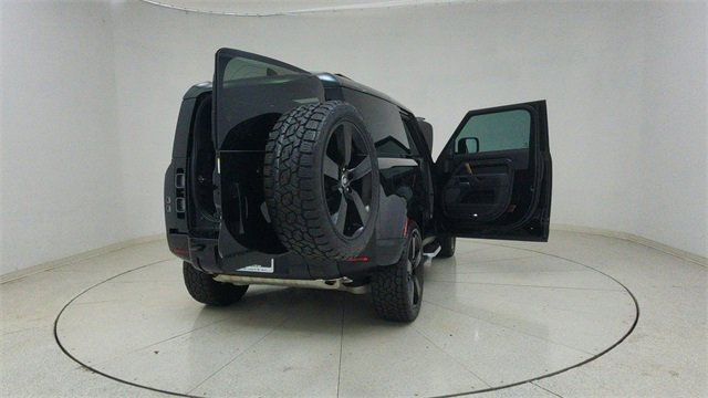 Used 2022 Land Rover Defender 90 X image 70