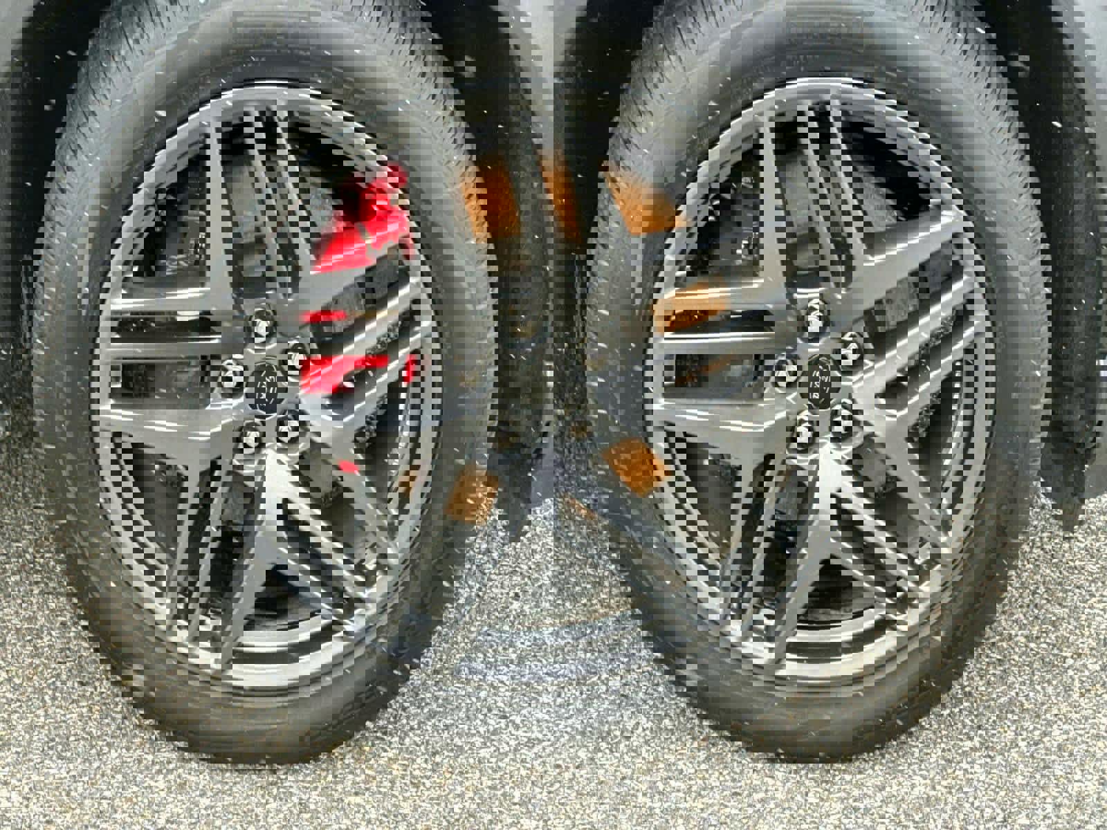 Used 2025 Ford Explorer ST-Line w/ ST-Line Street Pack image 7