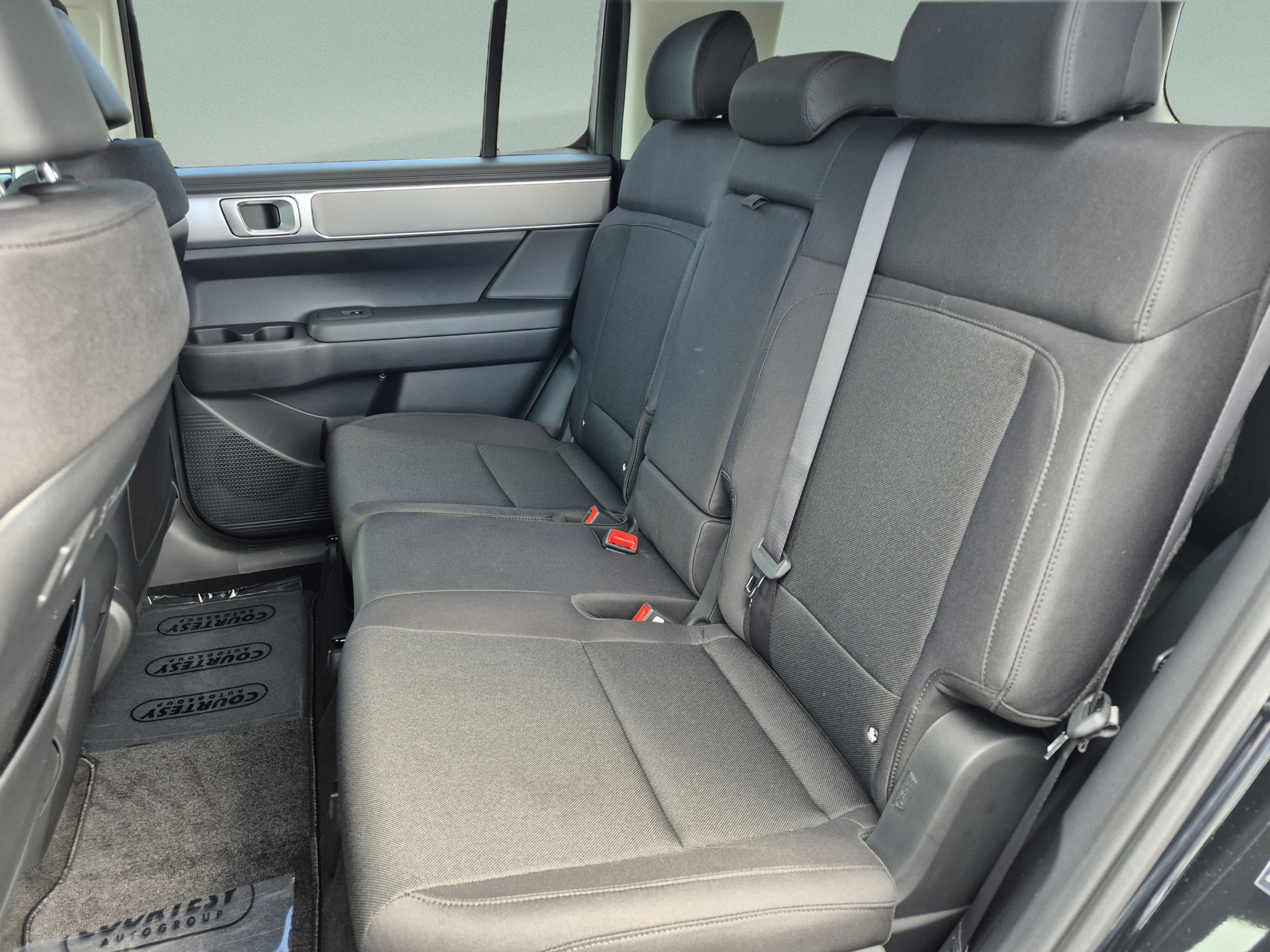 New 2027 Hyundai Santa Fe SE FWD image 21