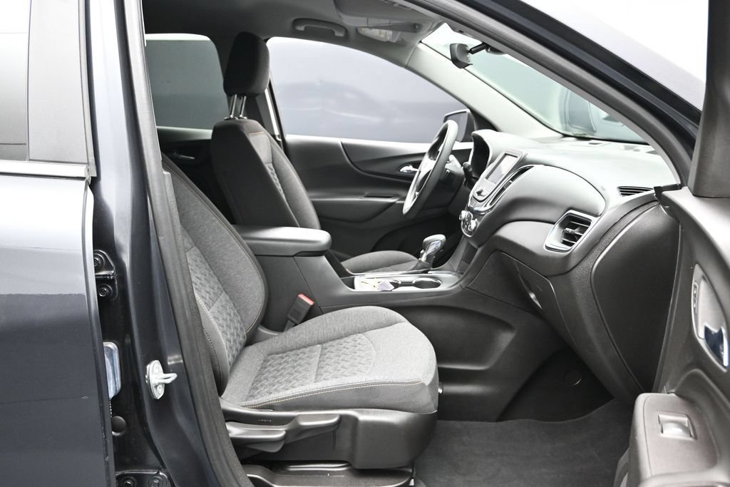 Used 2022 Chevrolet Equinox LT FWD image 24