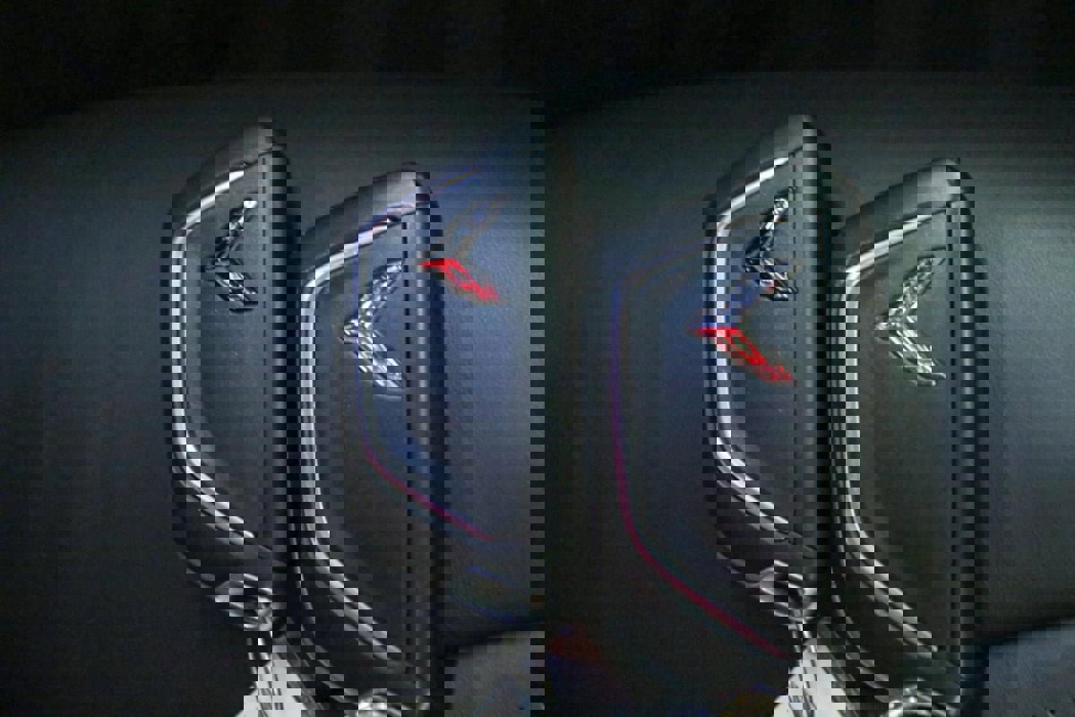 Used 2022 Chevrolet Corvette Stingray Premium Cpe w/ Z51 Performance Package image 23