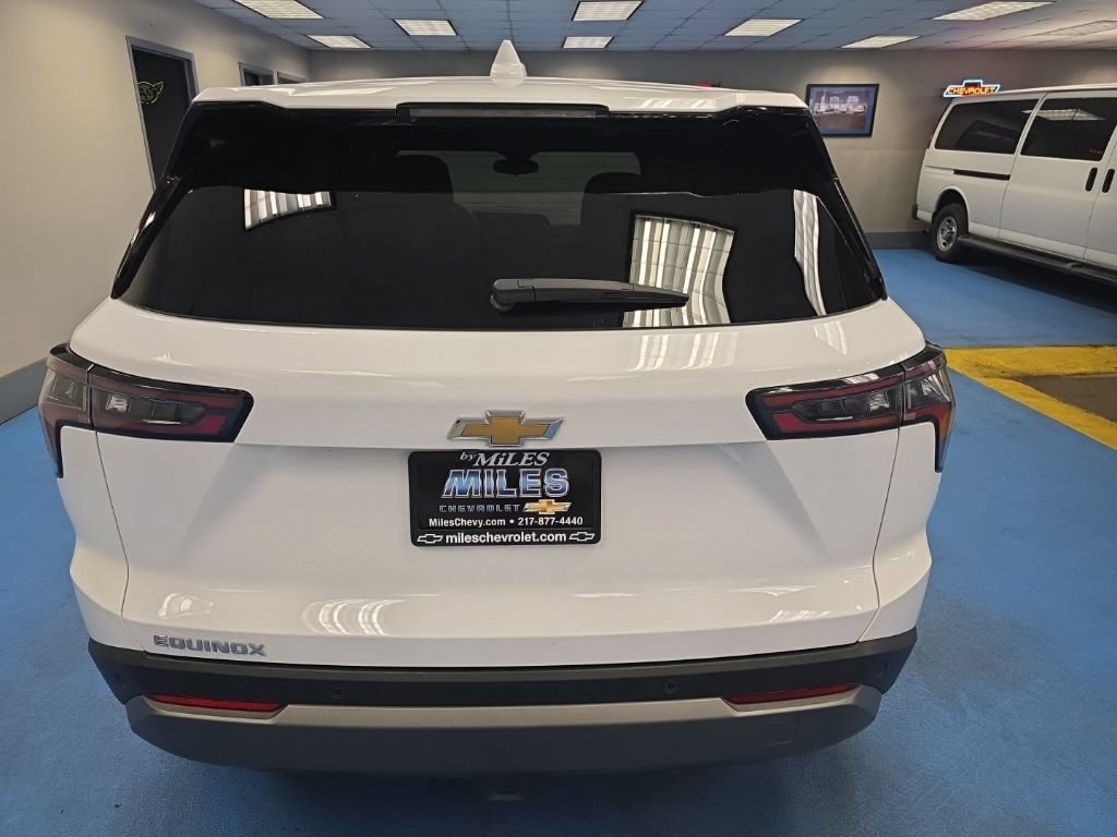 Certified 2026 Chevrolet Equinox LT FWD image 8