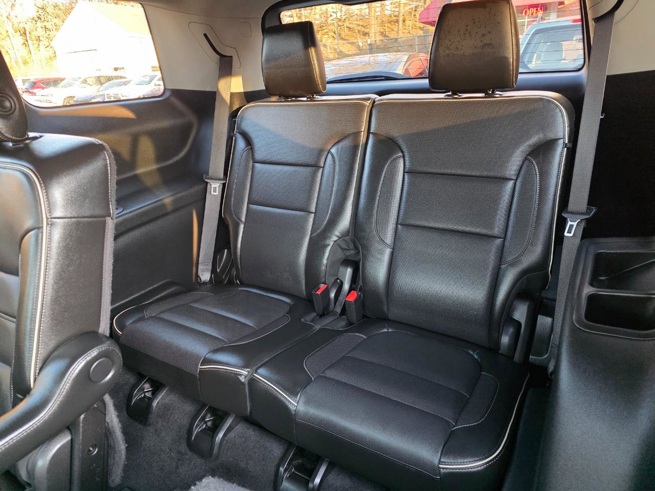 Used 2019 GMC Acadia Denali image 12