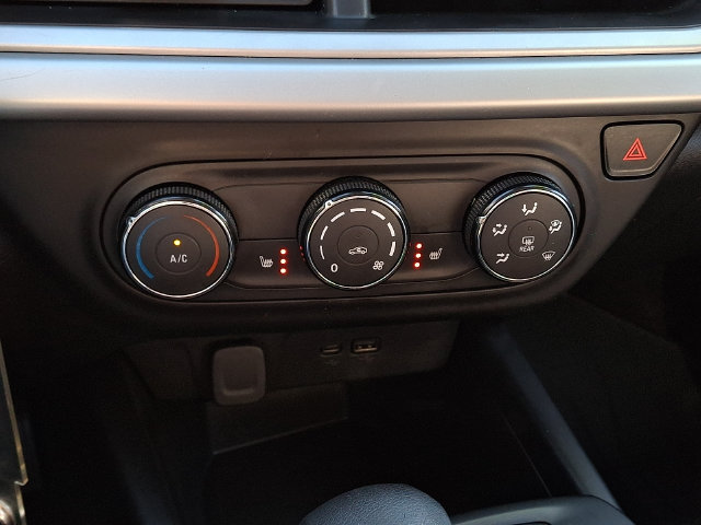 Used 2024 Chevrolet Trax LS w/ LS Convenience Package FWD image 15