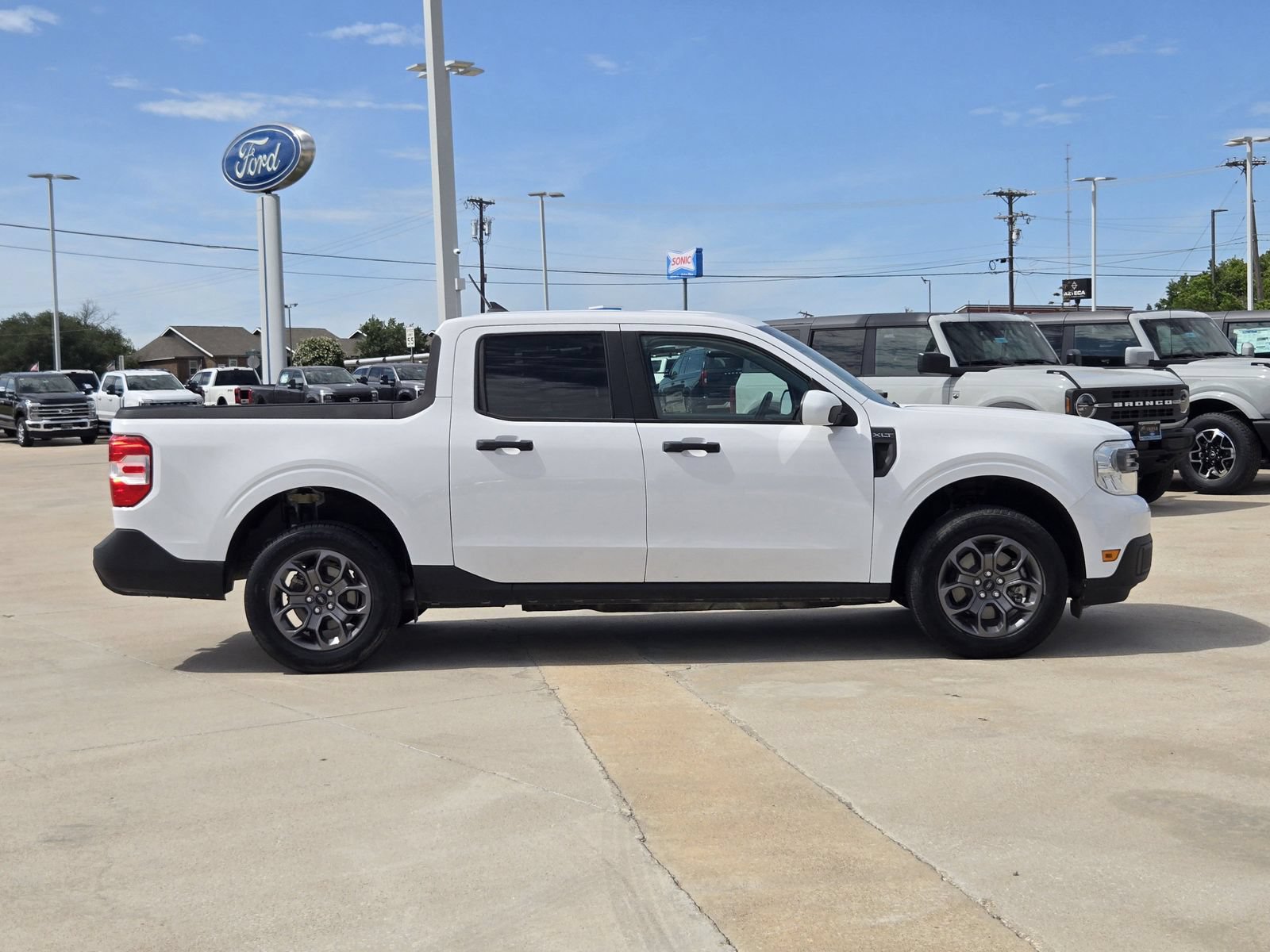 Certified 2023 Ford Maverick XLT w/ XLT Luxury Package FWD image 7