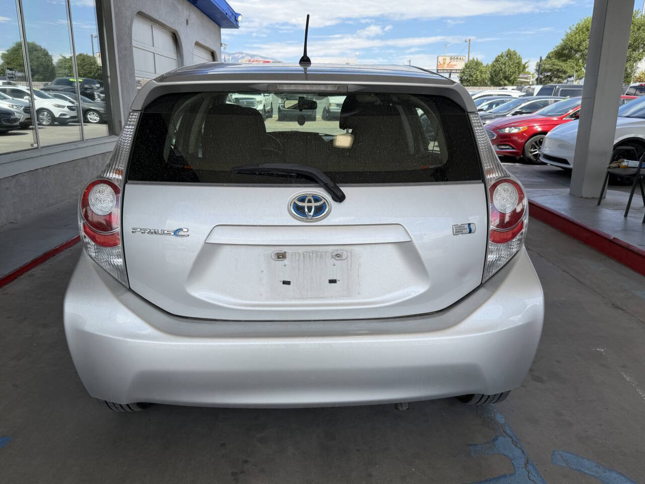 Used 2014 Toyota Prius C Two FWD image 7