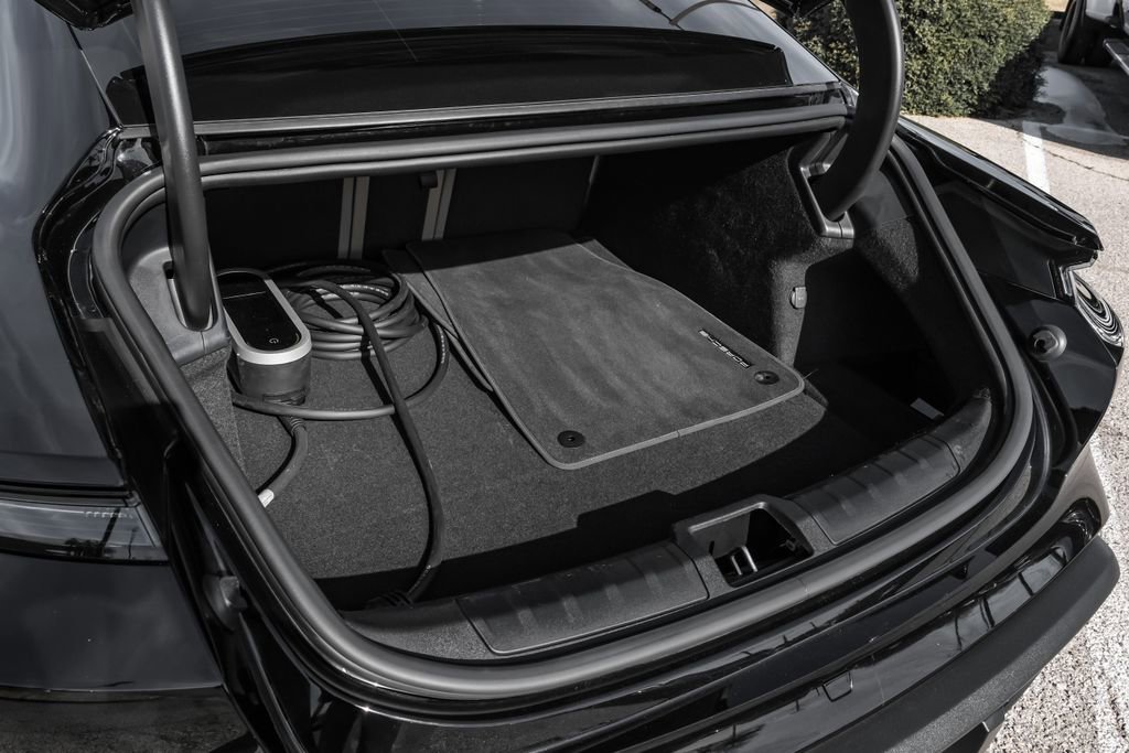 Used 2022 Porsche Taycan image 58