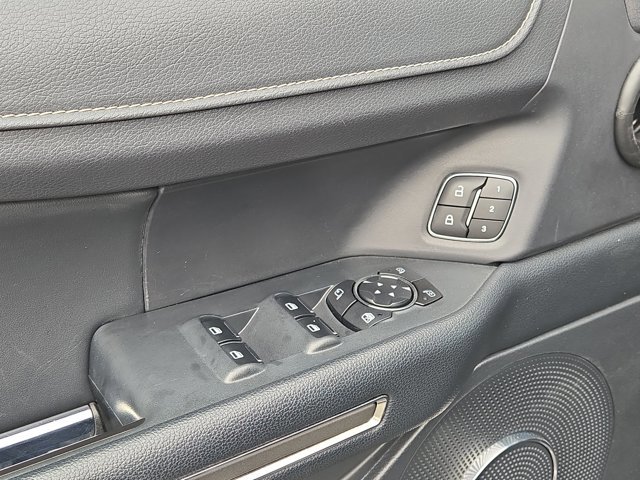 Used 2023 Ford Expedition XLT image 22