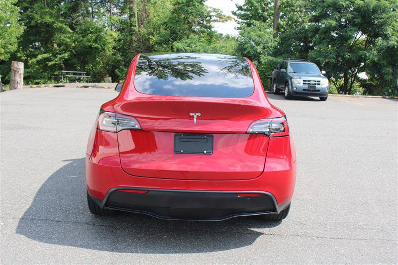 Used 2022 Tesla Model Y Long Range AWD/4WD image 5