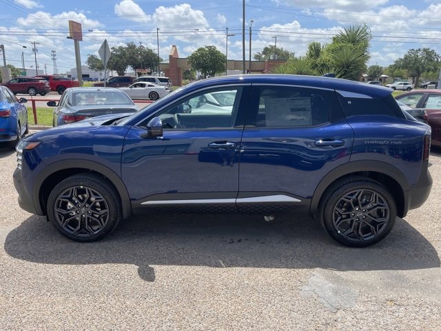 New 2025 Nissan Kicks SR image 4