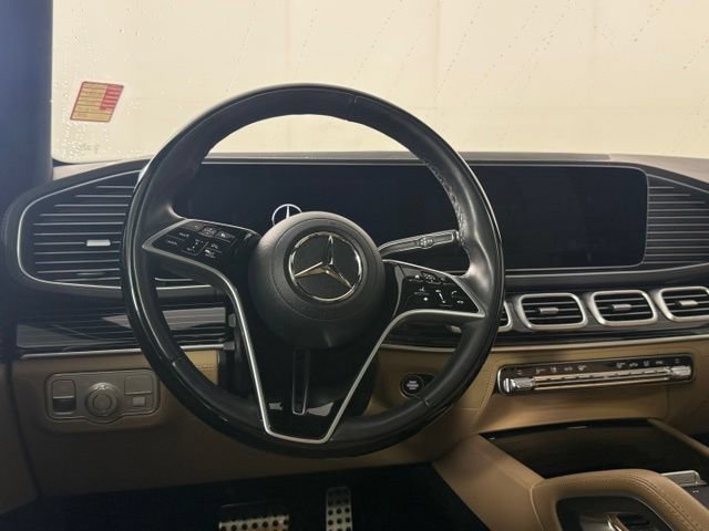 Used 2024 Mercedes-Benz GLS 580 4MATIC image 55