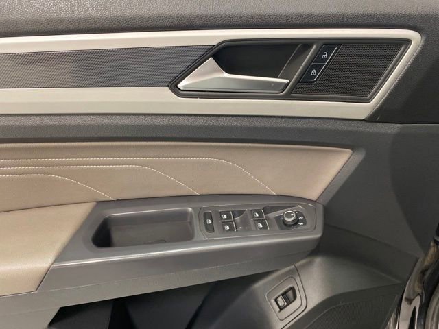 Used 2021 Volkswagen Atlas Cross Sport SEL image 26