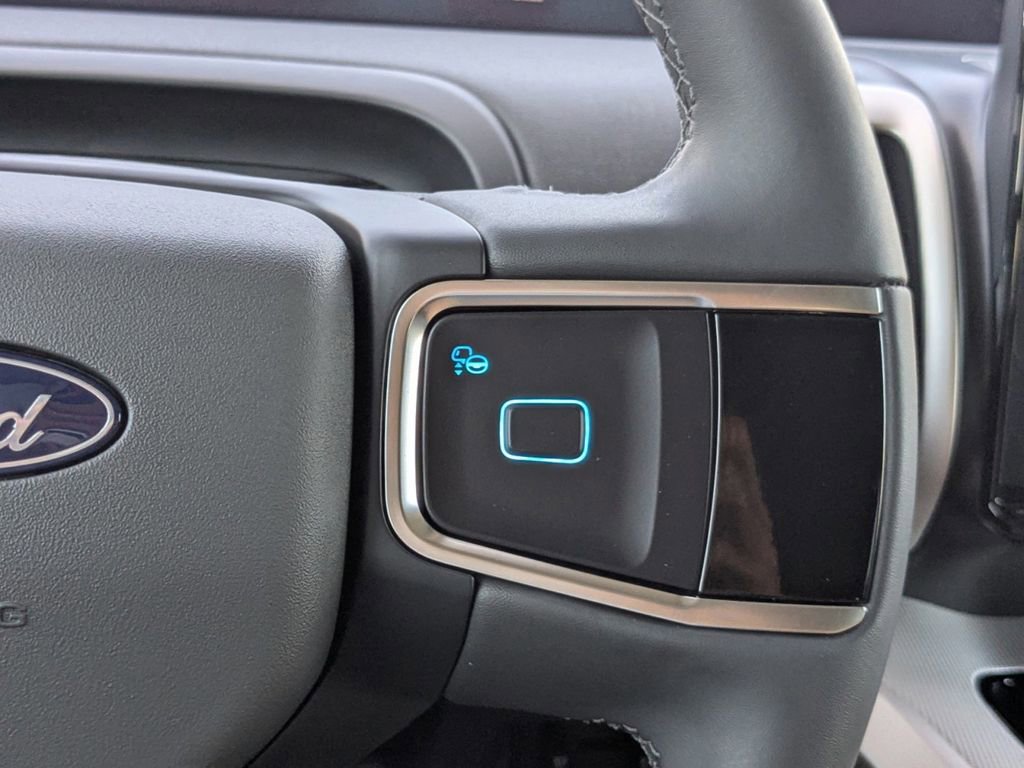 New 2025 Ford Expedition Max Active RWD image 27