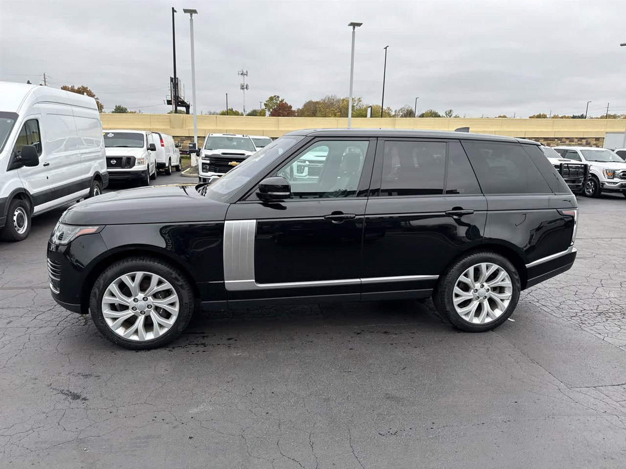 Used 2022 Land Rover Range Rover Westminster Edition image 5