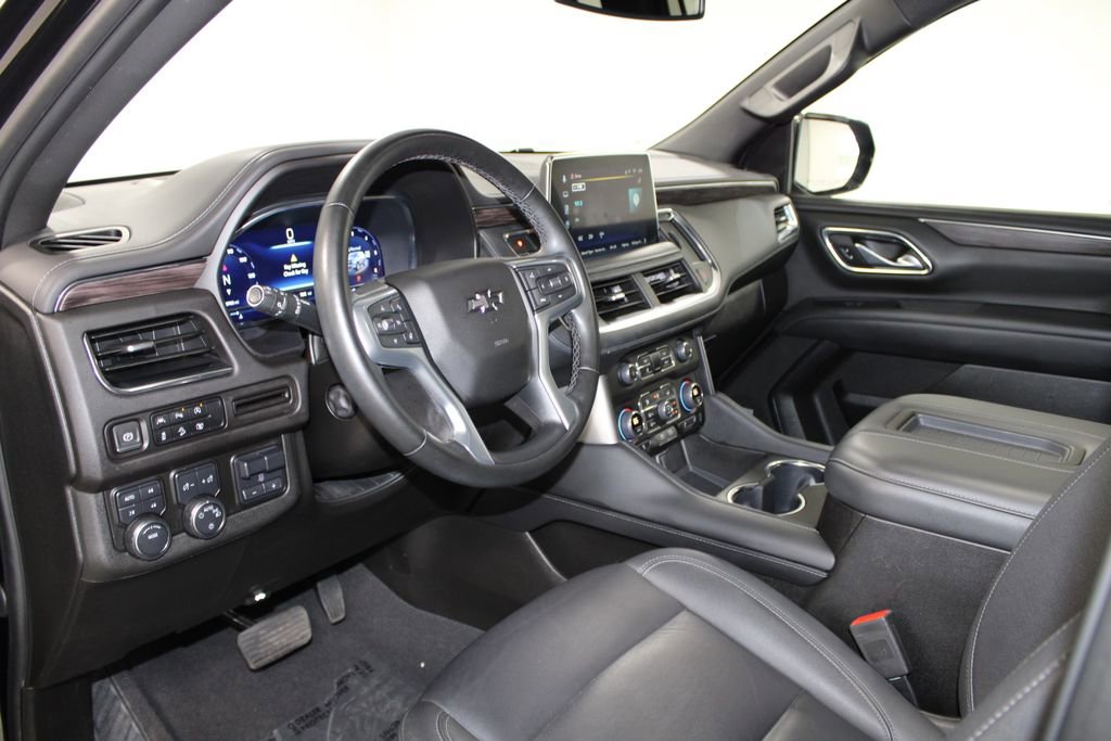 Used 2023 Chevrolet Suburban Z71 w/ Luxury Package image 25