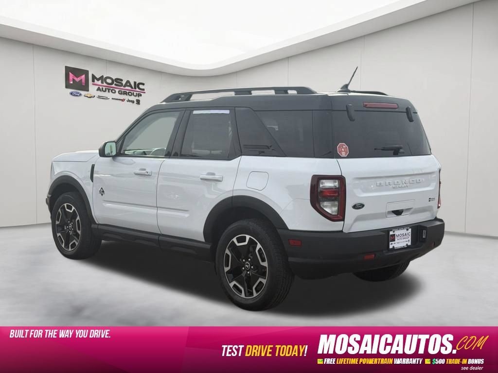 Used 2023 Ford Bronco Sport Outer Banks w/ Tech Package AWD/4WD image 5