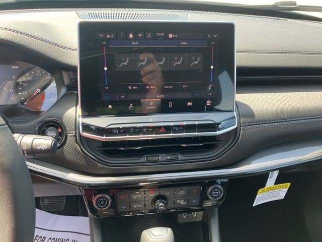 New 2026 Jeep Compass Limited AWD/4WD image 16