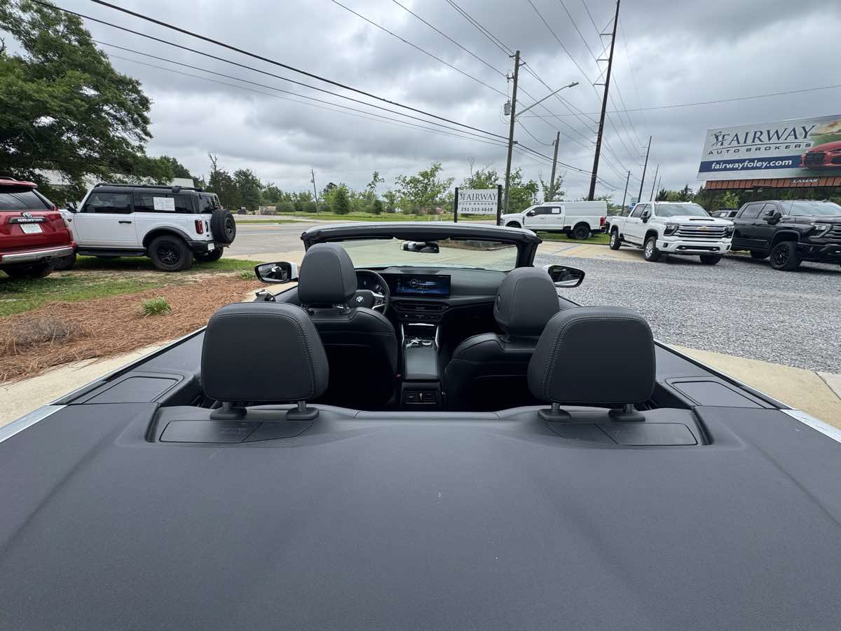 Used 2025 BMW 430i Convertible RWD image 23