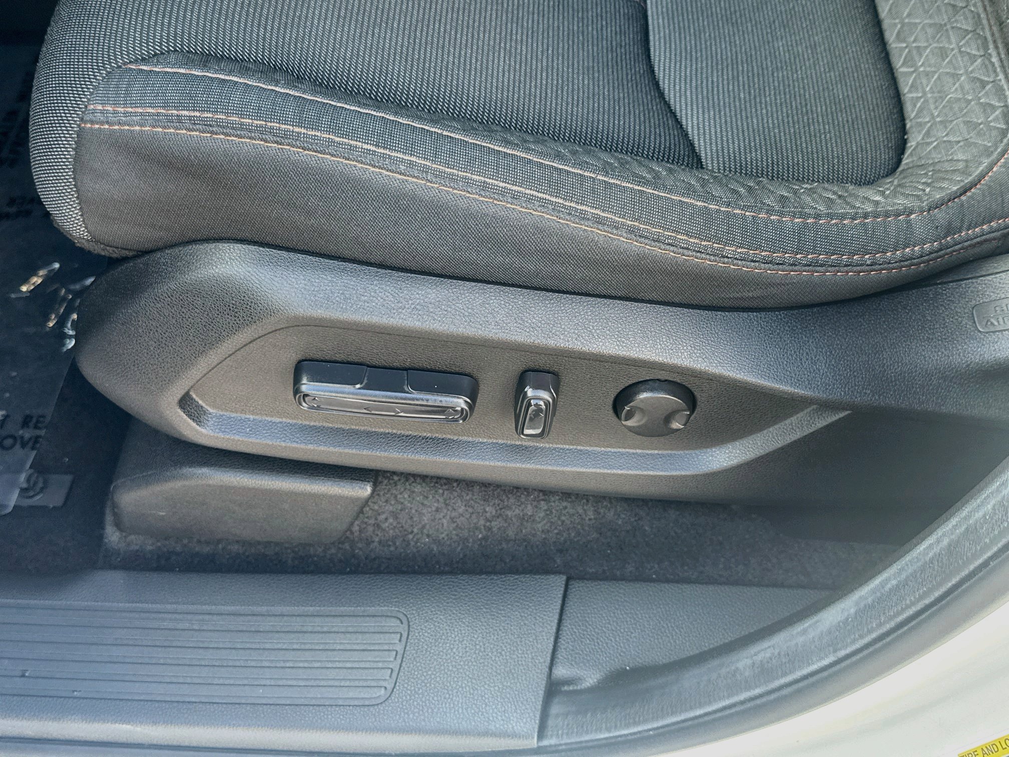 Certified 2025 Honda Pilot Sport image 17