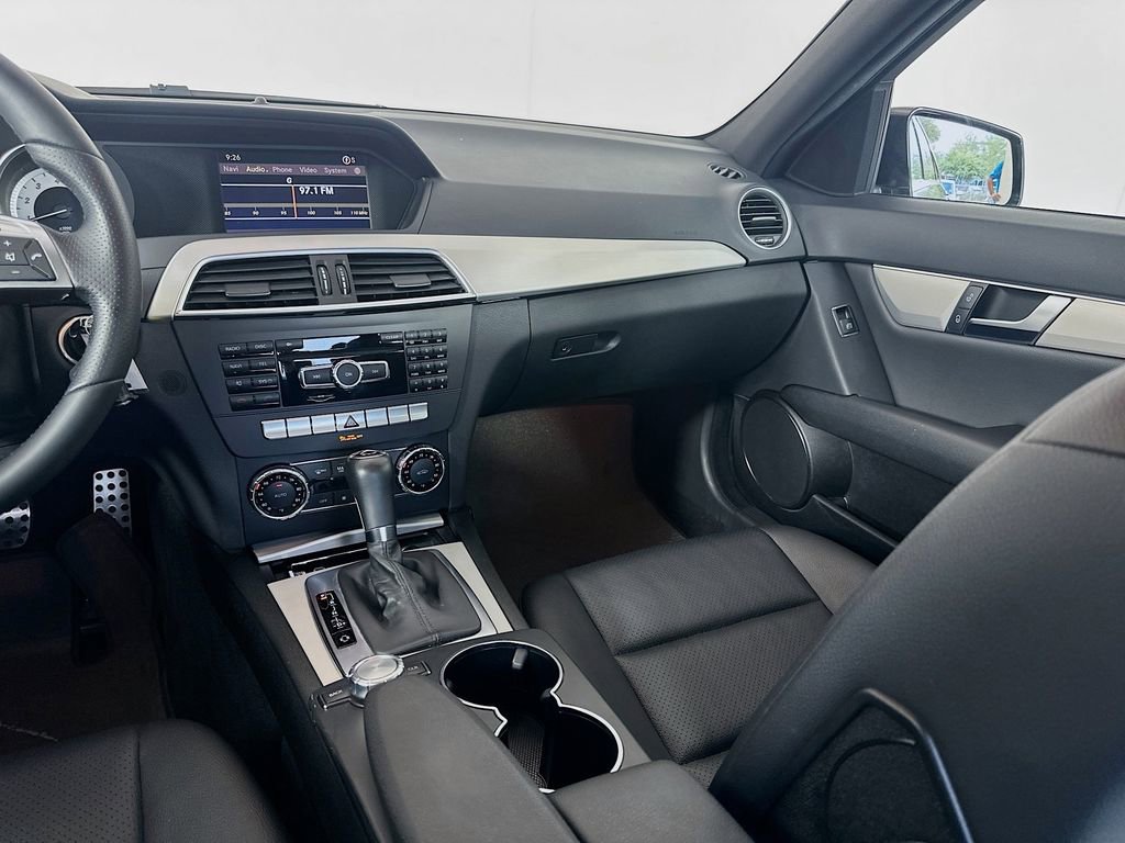 Used 2012 Mercedes-Benz C 250 Sedan image 23