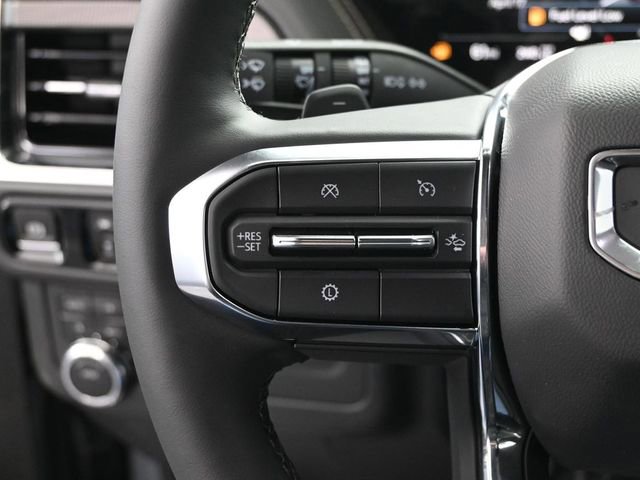 Used 2025 GMC Yukon XL Elevation image 35