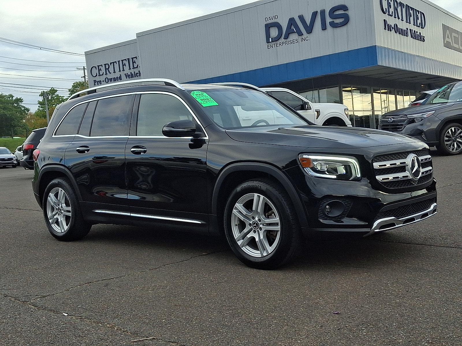 Used 2021 Mercedes-Benz GLB 250 4MATIC image 3