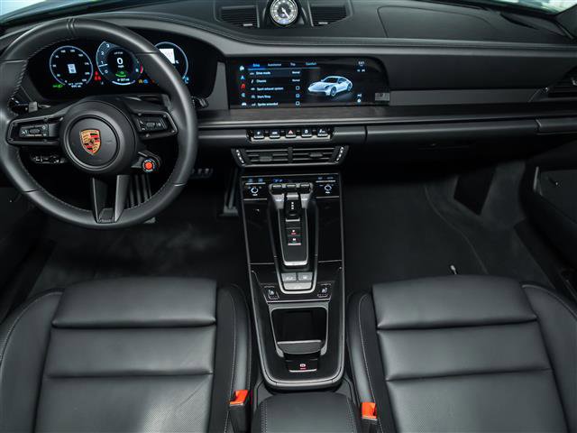 Certified 2025 Porsche 911 Carrera GTS RWD image 19