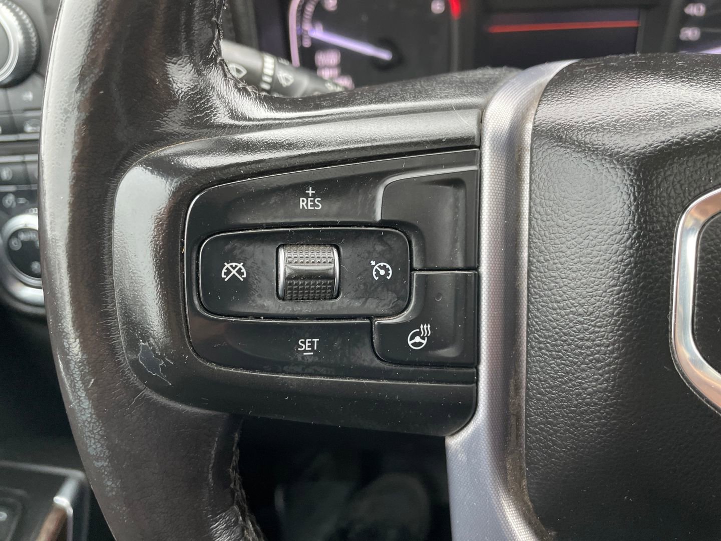 Used 2021 GMC Sierra 1500 Elevation w/ Preferred Package image 24