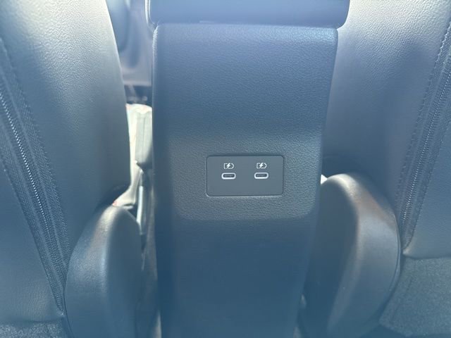 New 2026 Nissan Kicks SR w/ Cold Weather Package AWD/4WD image 12