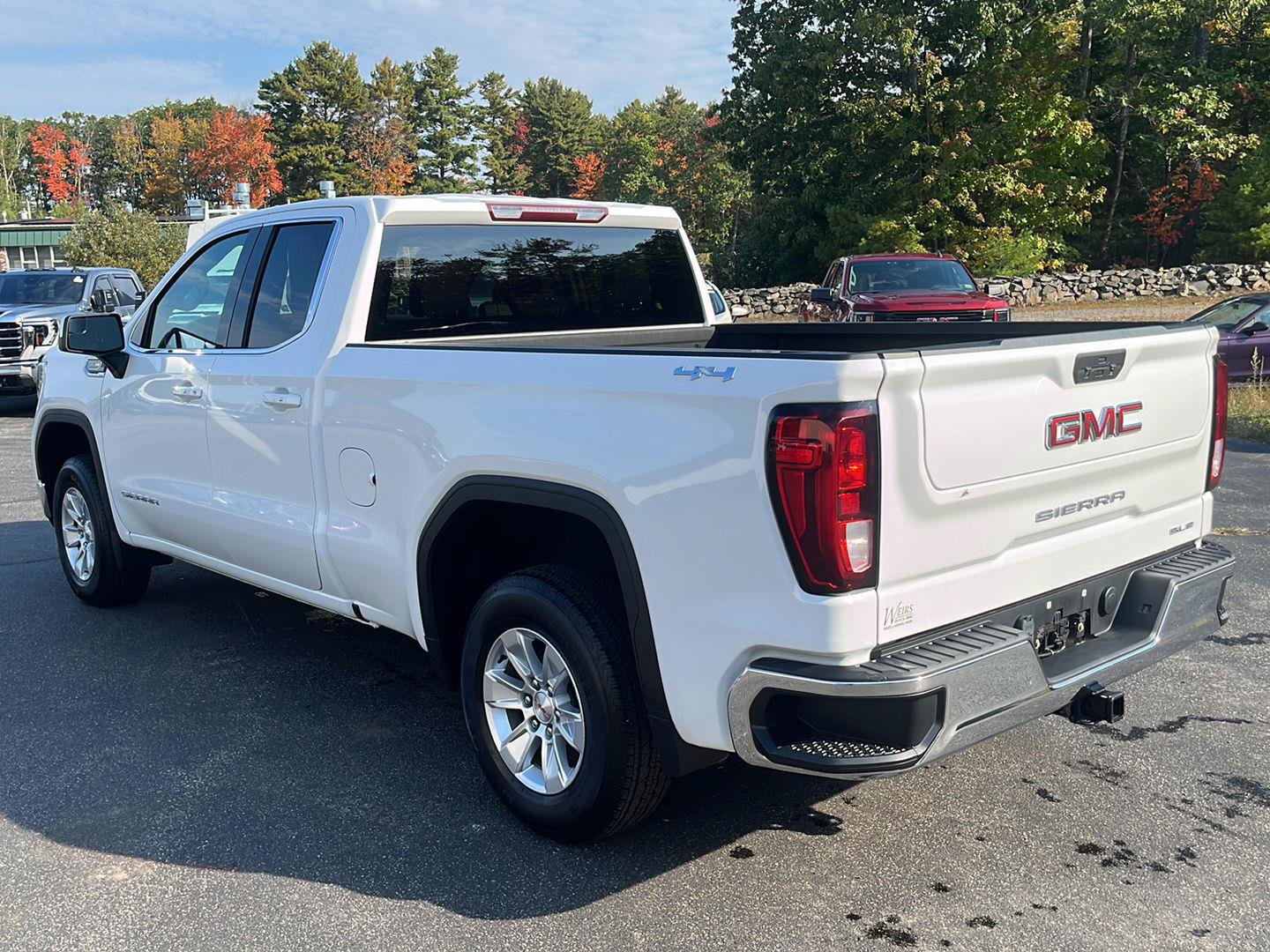 Certified 2022 GMC Sierra 1500 SLE w/ Snow Plow Prep Package AWD/4WD image 3