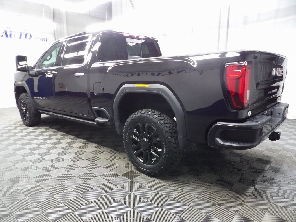Used 2023 GMC Sierra 3500 Denali w/ Technology Package image 5