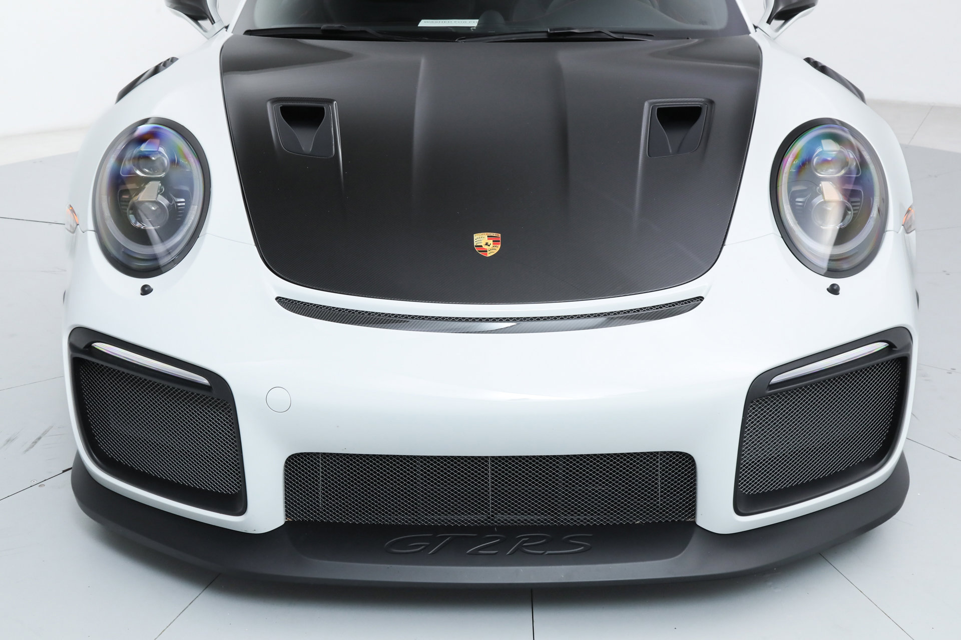 Used 2018 Porsche 911 GT2 RS image 12