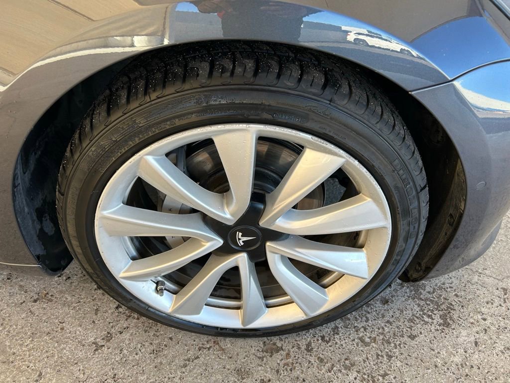 Used 2018 Tesla Model 3 Long Range image 6