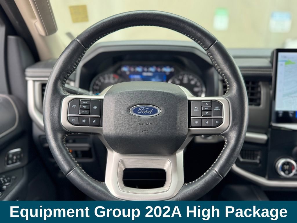 Used 2024 Ford Expedition XLT AWD/4WD image 6