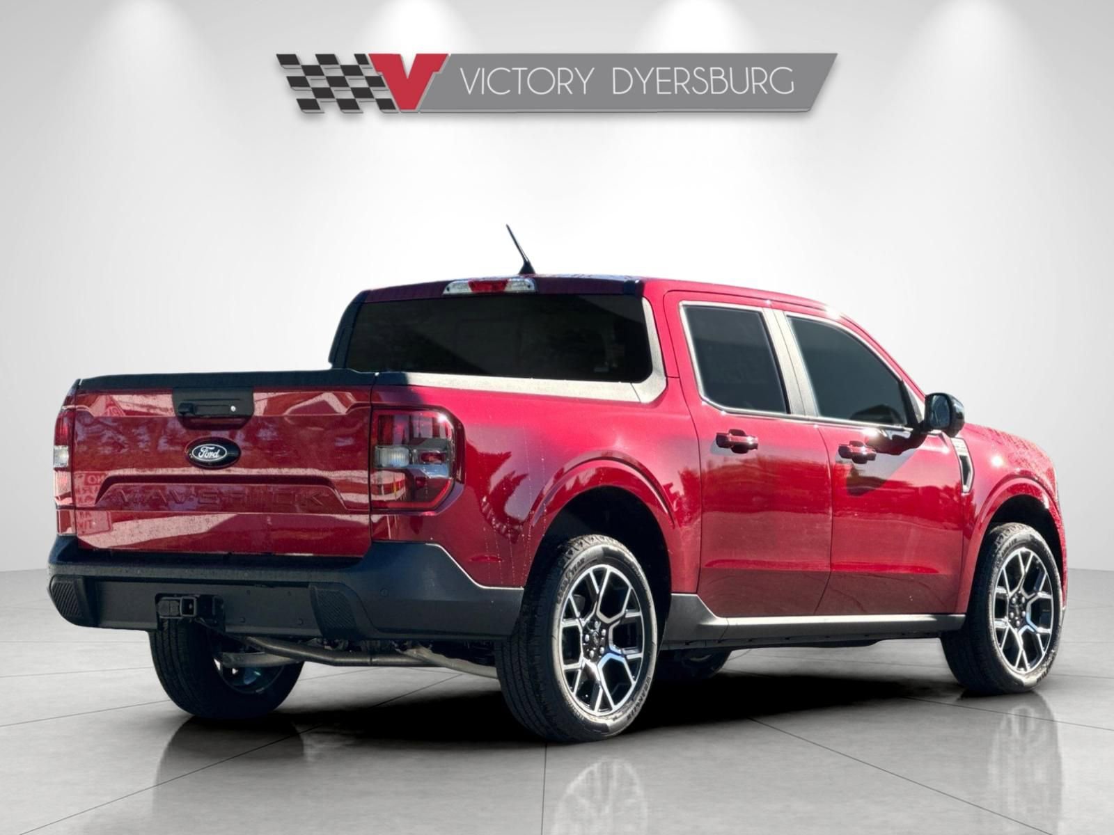 Used 2026 Ford Maverick Lariat w/ 4K Tow Package AWD/4WD image 5